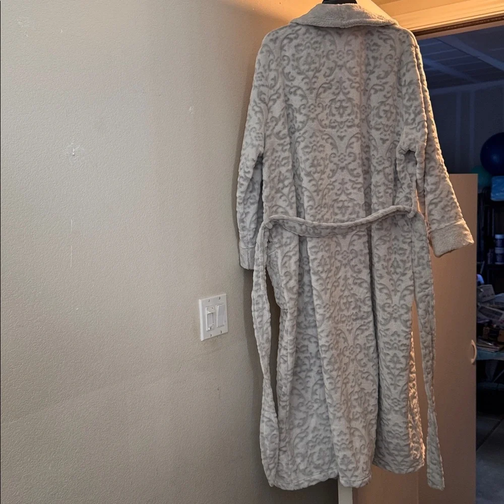 Charter Club Robe. - Picture 11 of 13
